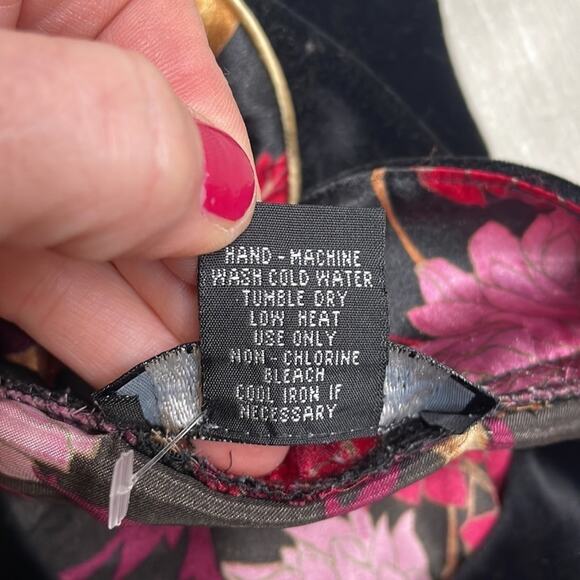 Vintage Halston geisha inspired dressing gown/robe - Picture 8 of 9